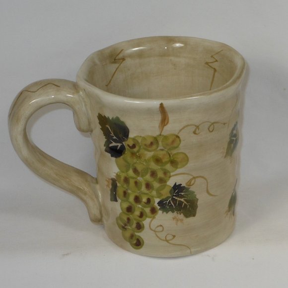 Coffee mug. Cabernet Tabletop Collection. Hand painted grapes - Picture 3 of 5